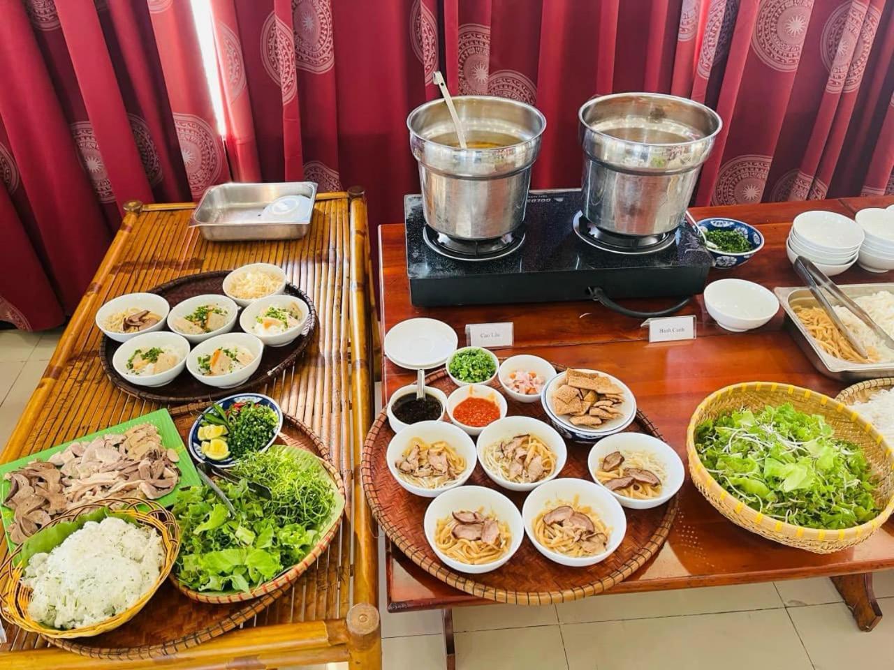 Phuong Dong Hotel Dn By -Bay Luxury ดานัง ภายนอก รูปภาพ