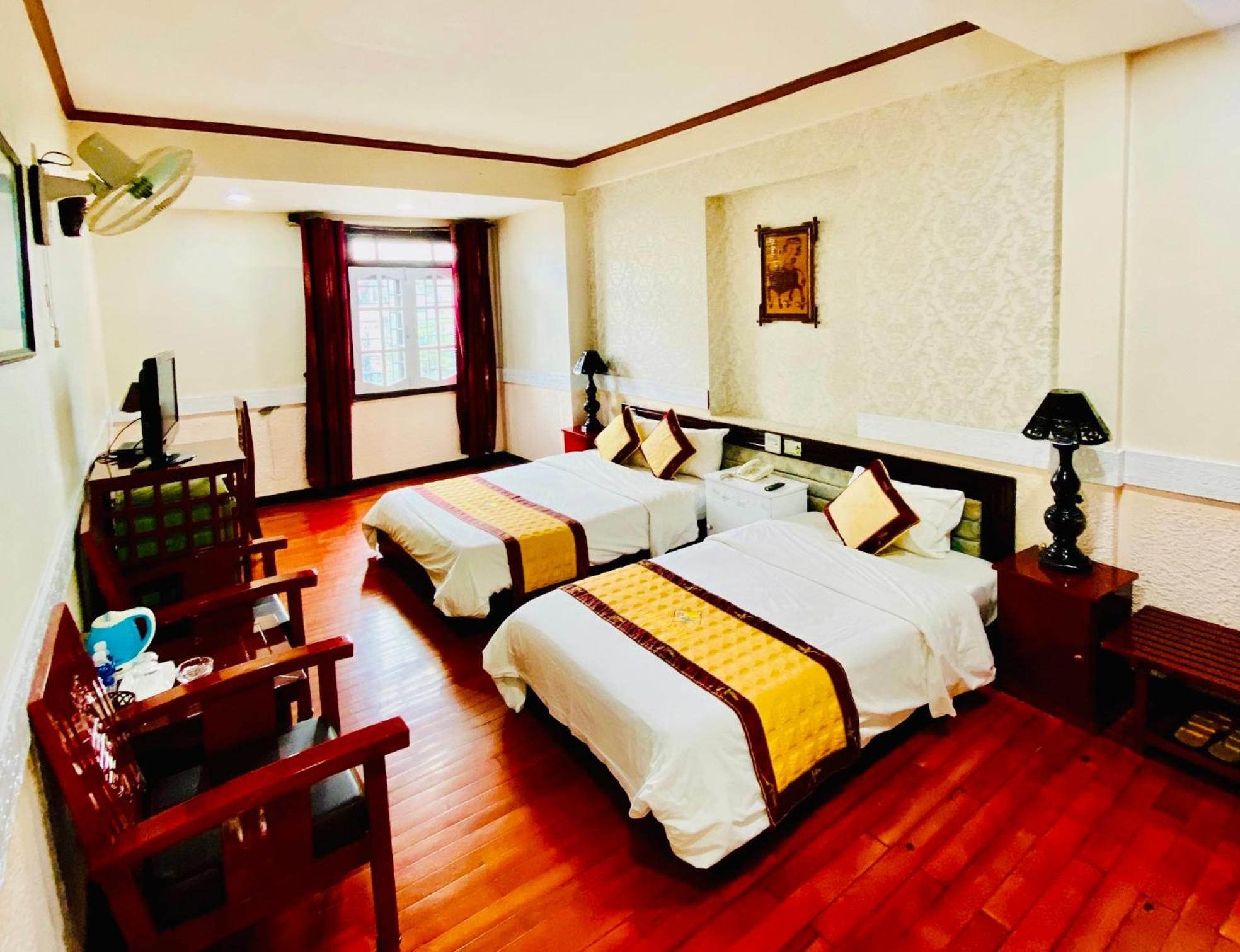 Phuong Dong Hotel Dn By -Bay Luxury ดานัง ภายนอก รูปภาพ