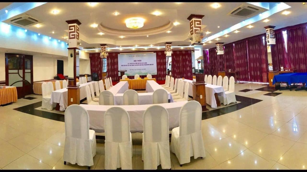 Phuong Dong Hotel Dn By -Bay Luxury ดานัง ภายนอก รูปภาพ